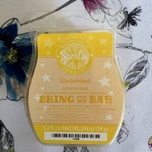 New Scentsy Bar 3.2 fl oz Bananarama for use with Scentsy Warmer.